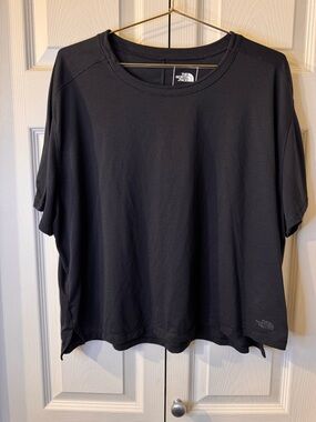 The North Face Women’s Black Short Sleeve Crew Tee